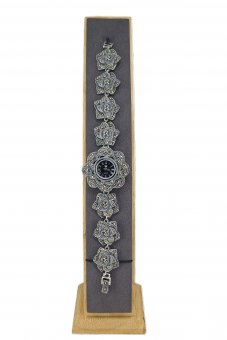 Ceas din argint cu pietre de marcasite