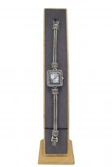 Ceas din argint cu pietre de marcasite