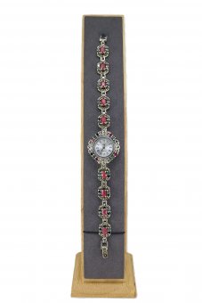 Ceas din argint cu pietre de radacina rubin, safir, smarald si marcasite